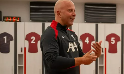 Ливерпуль, Лидс