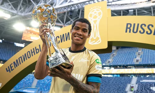 ФК Зенит, ФК Акрон