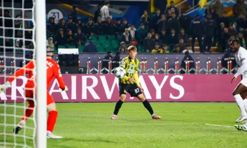 Кайрат, Олимпиакос