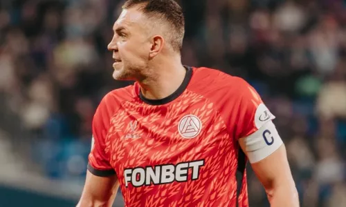 ФК Акрон, Артём Дзюба