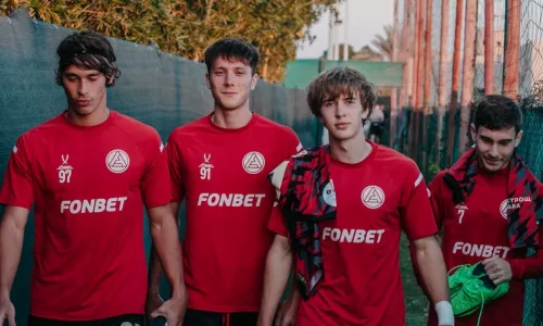 ФК Акрон, Артём Дзюба