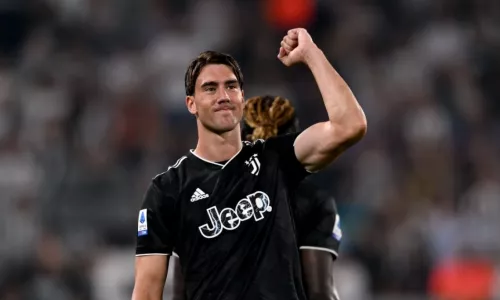 Милан, Ювентус