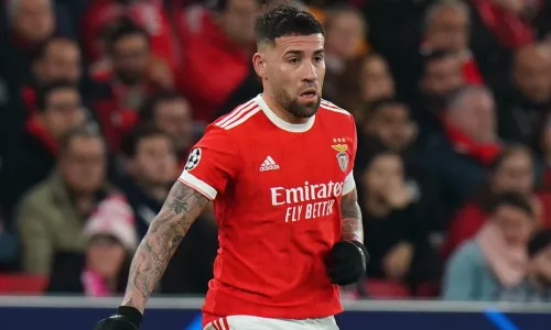 Бенфика, Барселона