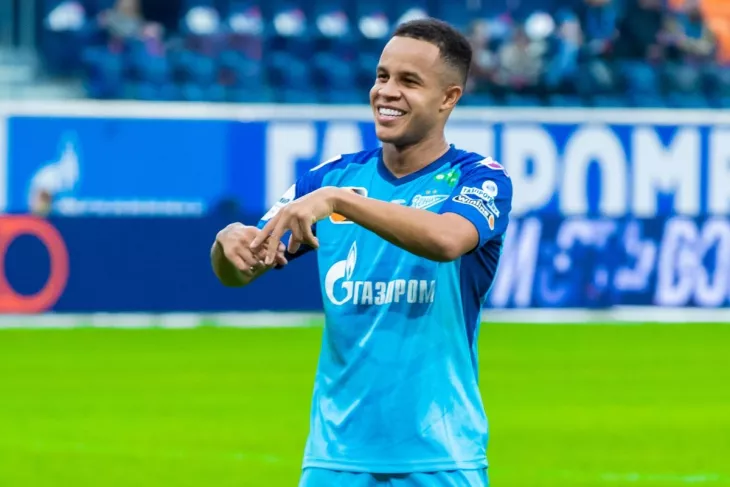 Максим Глушенков, Педро