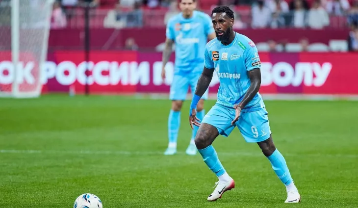 ФК Зенит, Крузейро