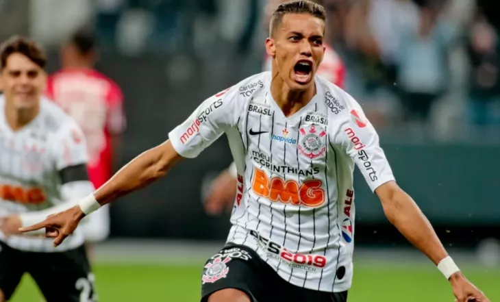 Педриньо, ФИФА