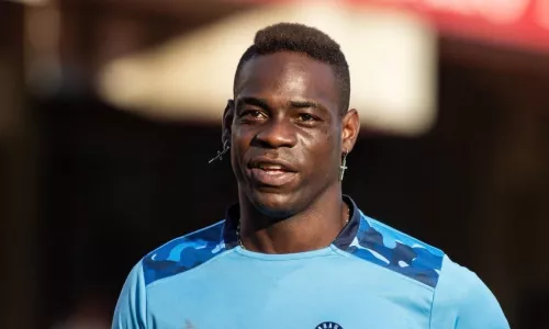 Аль-Иттифак, Марио Балотелли