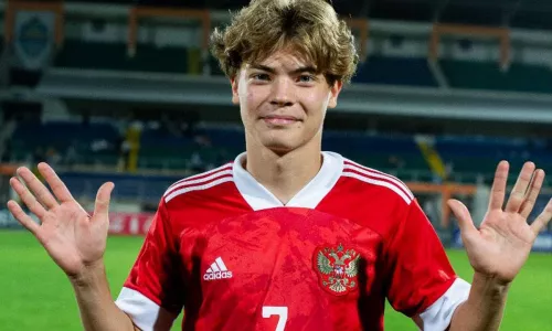 ФК Факел, ФК Урал