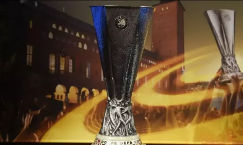 Астон Вилла, ПАОК