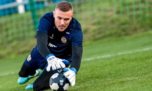 ФК Зенит, Евгений Латышонок