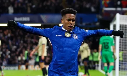 Челси, Эстевао