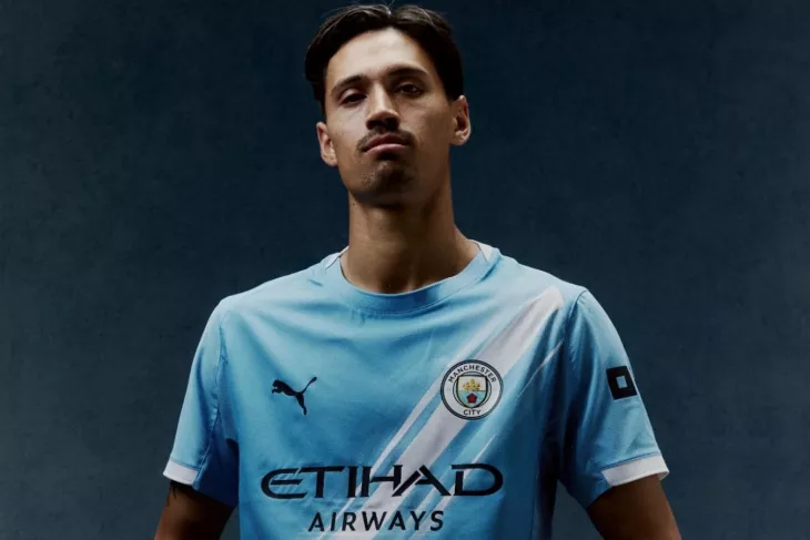 Манчестер Сити, Тиджани Рейндерс