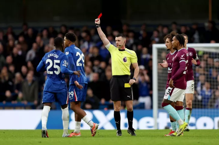 Челси, Бёрнли