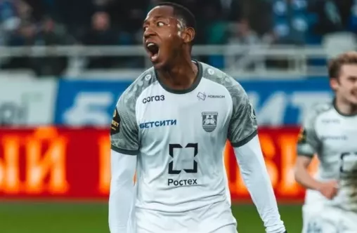 ФК Балтика, Брайан Хиль