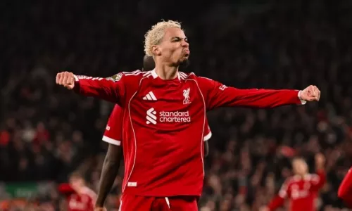 Ливерпуль, Ньюкасл