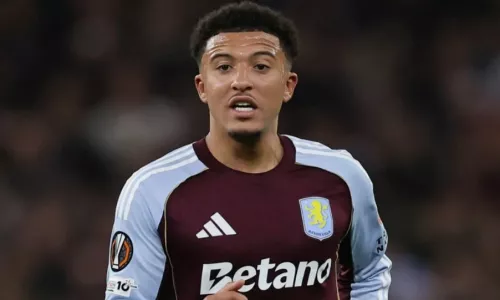 Манчестер Юнайтед, Астон Вилла