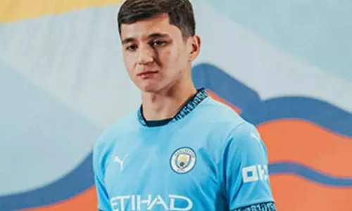 Манчестер Сити, Абдукодир Хусанов