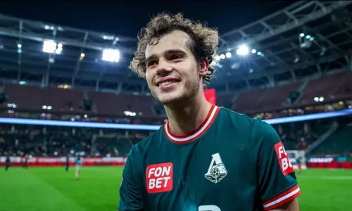 ФК Локомотив Москва, Артем Карпукас