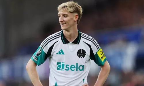 Ливерпуль, Ньюкасл