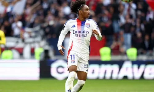 Барселона, Лион