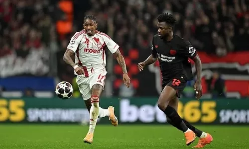 Байер, Олимпиакос