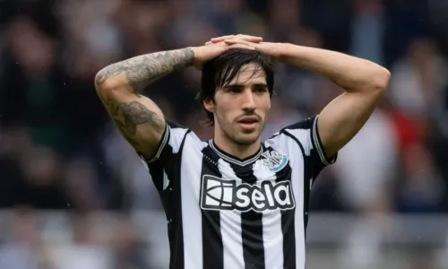 Ньюкасл, Арсенал