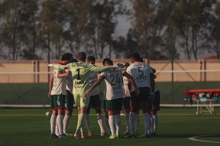 ФК Локомотив Москва, ФК Ахмат