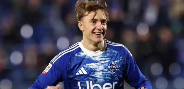 Манчестер Юнайтед, Комо