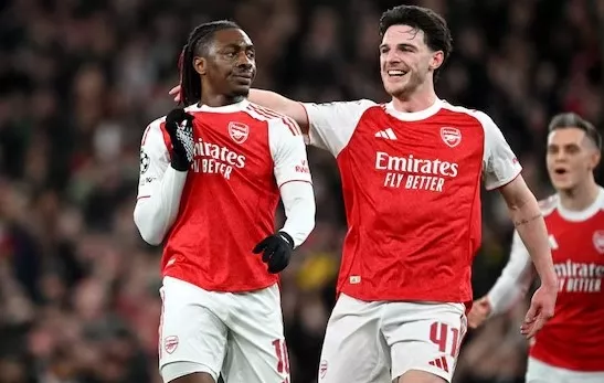 Арсенал, Байер