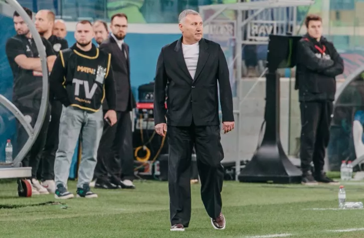 ФК Акрон, Заур Тедеев