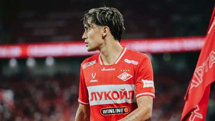 Пабло Солари покидает поле