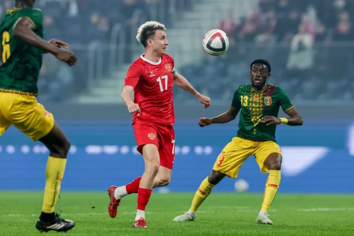 Сборная России не нанесла ни одного удара в створ в 1-м тайме матча с Мали