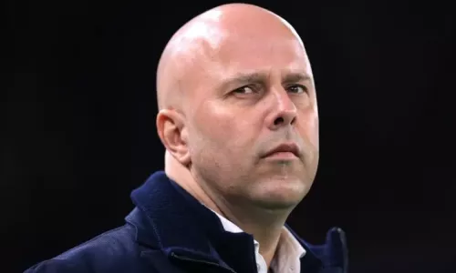 Вулверхэмптон, Ливерпуль