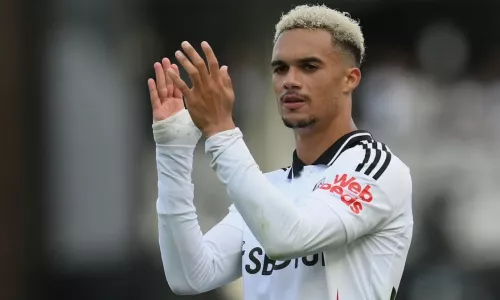 Манчестер Юнайтед, Астон Вилла