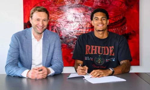 Ливерпуль, Байер