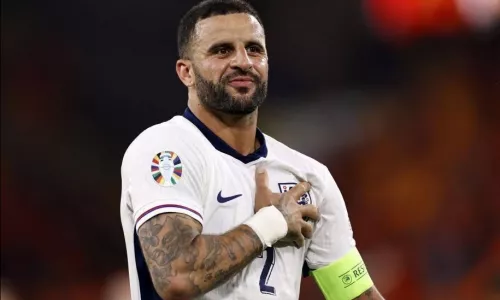 Бёрнли, Кайл Уокер