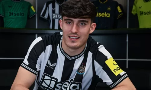 Ньюкасл, Арсенал