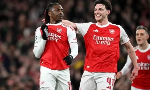 Арсенал, Байер