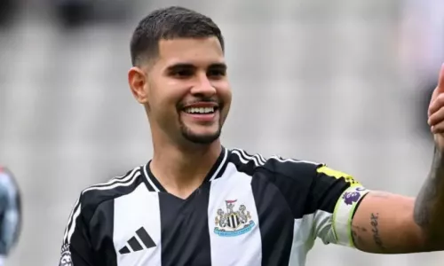 Манчестер Юнайтед, Ньюкасл