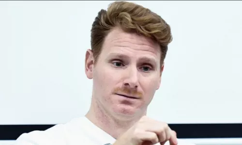 Александр Мостовой, Гильермо Абаскаль