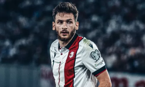 ПСЖ, Хвича Кварацхелия