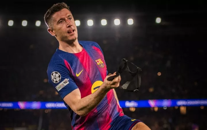 Барселона, Милан