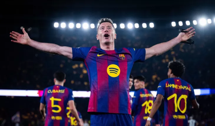 Барселона, Роберт Левандовски