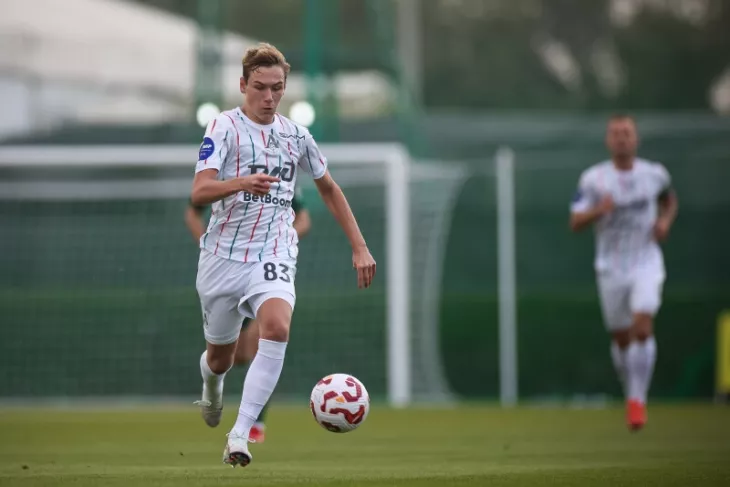 ФК Ростов, ФК Локомотив Москва