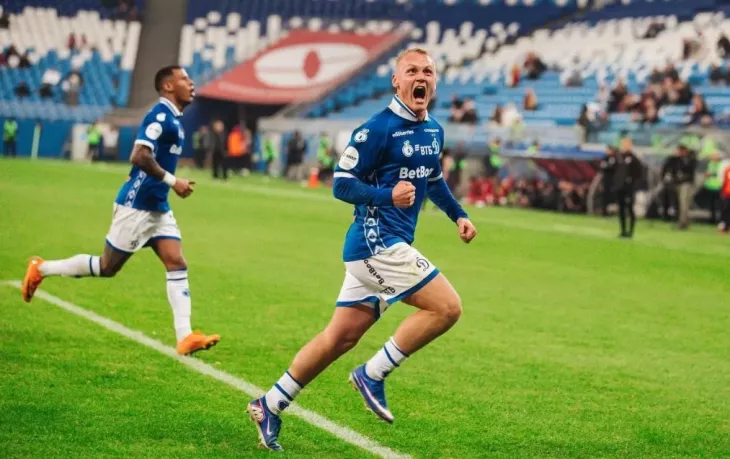 ФК Динамо Москва, ФК Пари НН