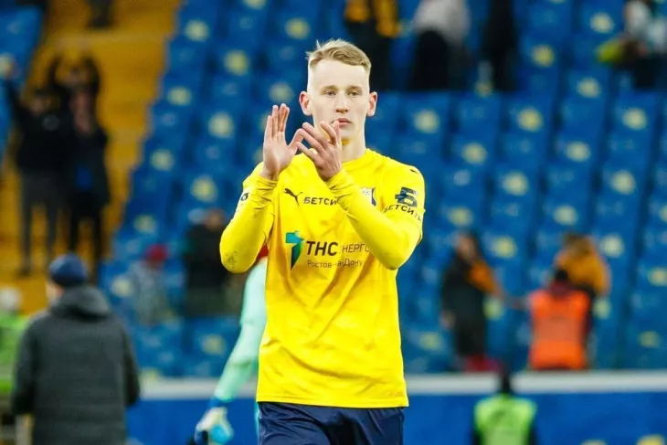 ФК Ростов, ФК Локомотив Москва