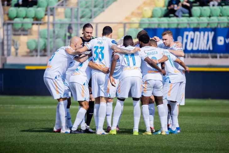 ФК Зенит, Нино