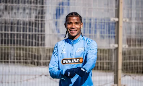 ФК Зенит, ФК Крылья Советов