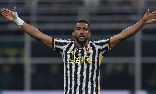 Ювентус, Тоттенхэм