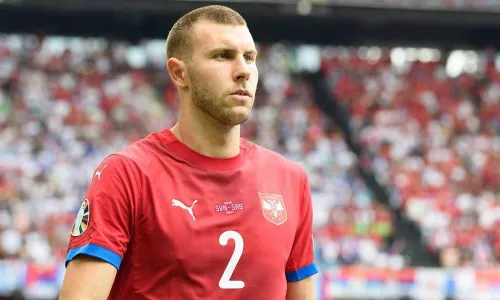 Милан, Челси
